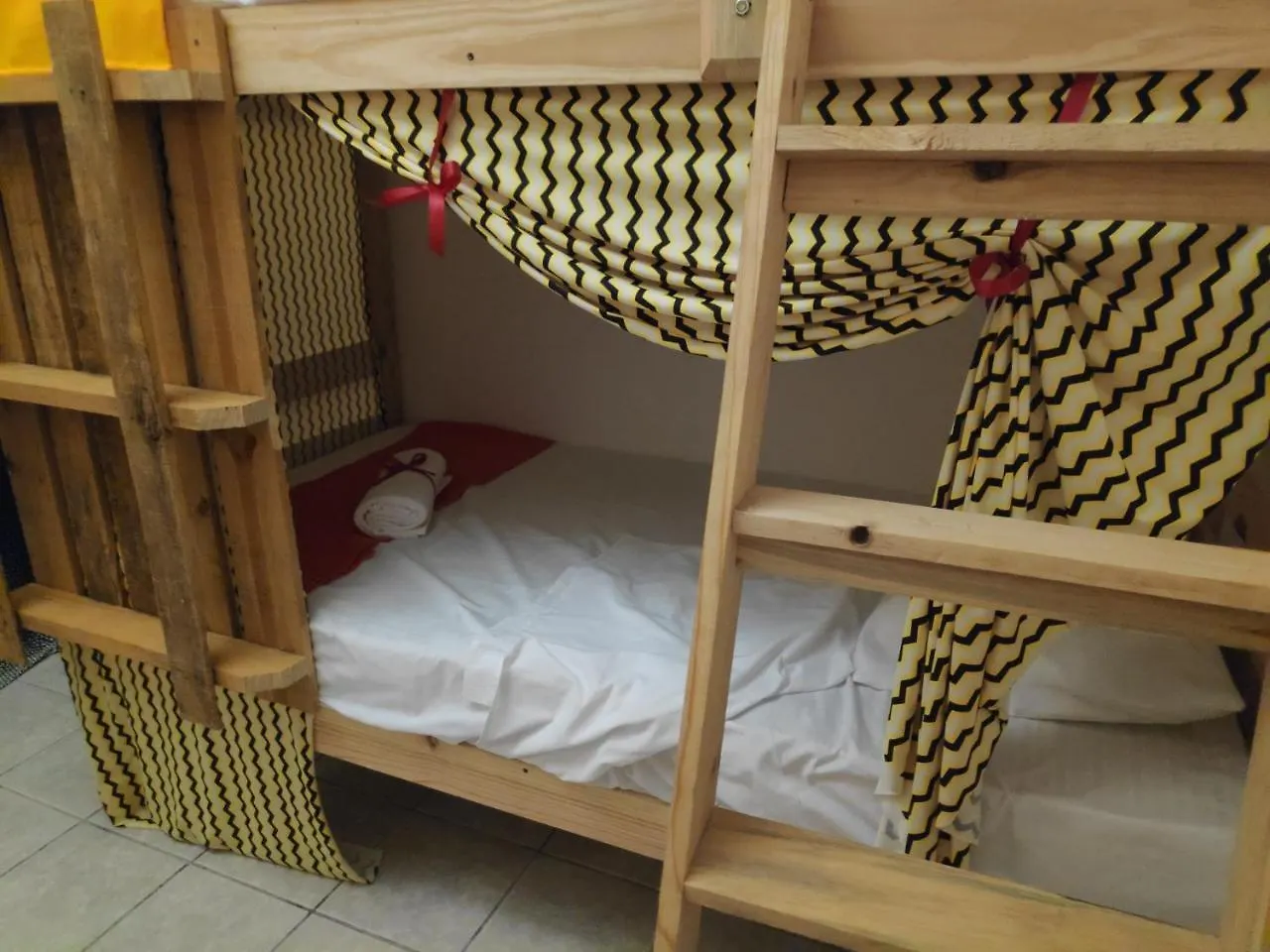 Morenita Linda Hostel Cancun