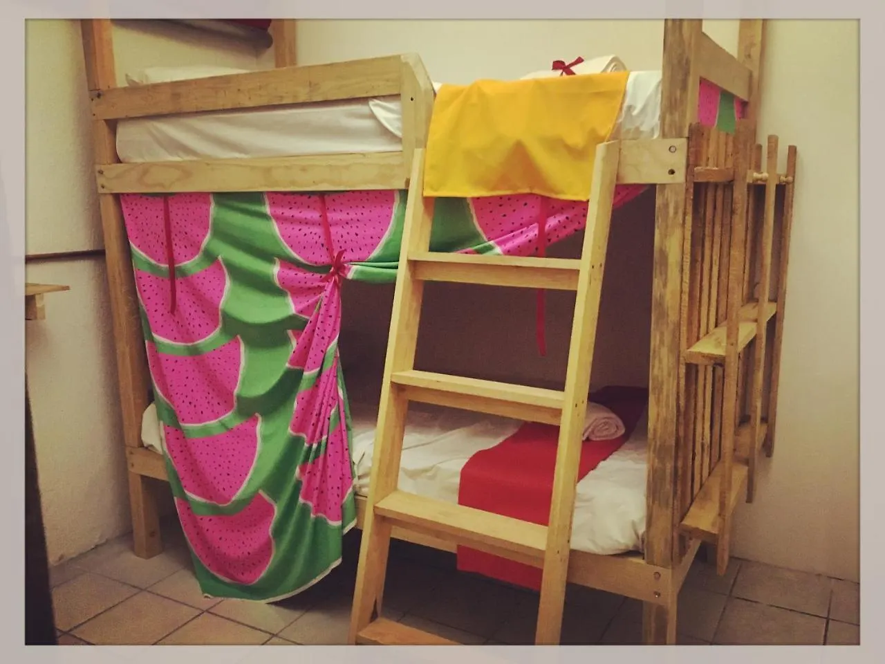 Morenita Linda Hostel Cancun Mexico
